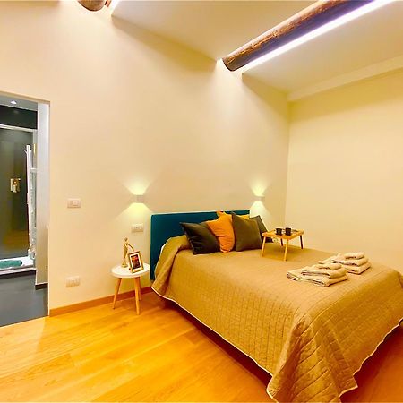 Amazing San Lorenzo 19, Rolli Palace Unesco - Stunning View Overlooking The Cathedral - Free Private Parking- Genoa Luaran gambar