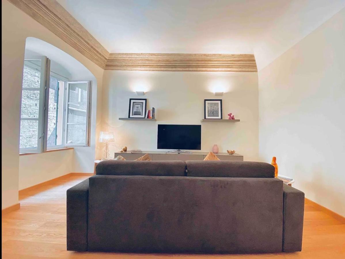 Amazing San Lorenzo 19, Rolli Palace Unesco - Stunning View Overlooking The Cathedral - Free Private Parking- Genoa Luaran gambar