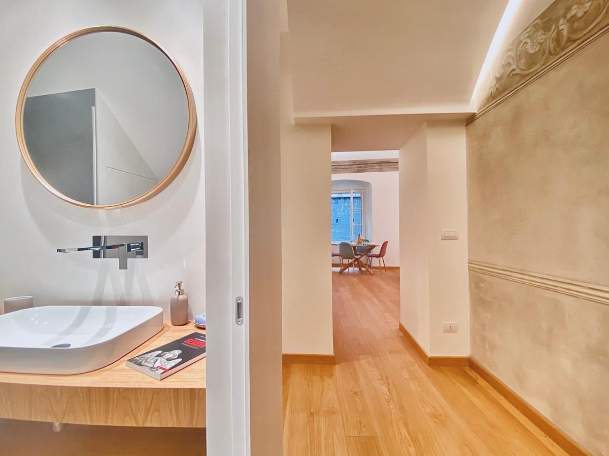 Amazing San Lorenzo 19, Rolli Palace Unesco - Stunning View Overlooking The Cathedral - Free Private Parking- Genoa Luaran gambar