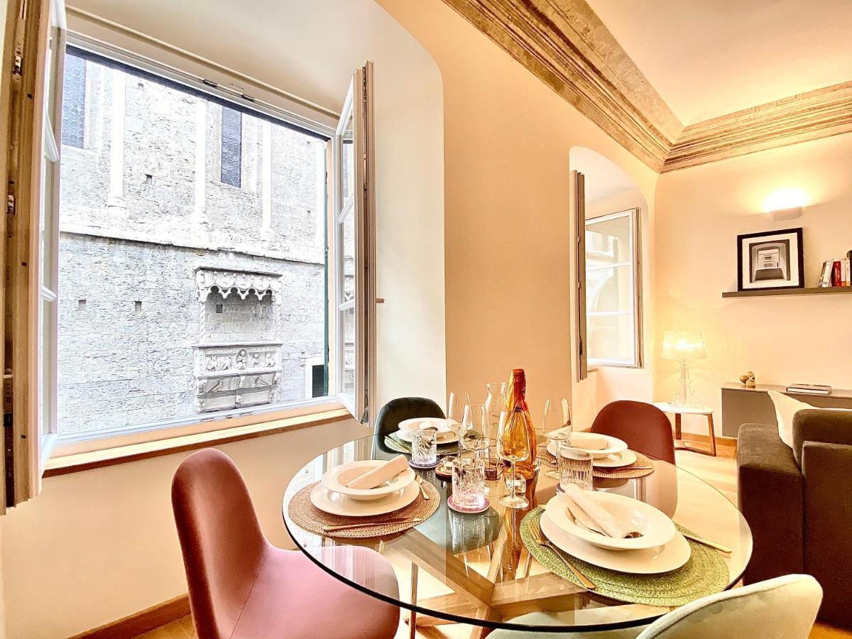 Amazing San Lorenzo 19, Rolli Palace Unesco - Stunning View Overlooking The Cathedral - Free Private Parking- Genoa Luaran gambar
