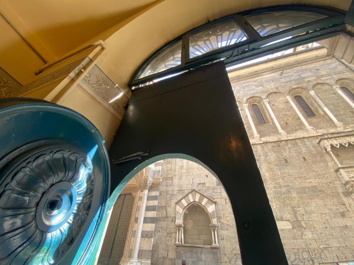 Amazing San Lorenzo 19, Rolli Palace Unesco - Stunning View Overlooking The Cathedral - Free Private Parking- Genoa Luaran gambar